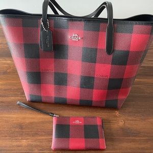 NWT Coach City Tote and Wallet